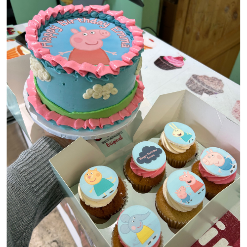 Peppa Pig Themed Cupcakes
