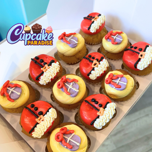 Santa and Gift Box Mini Cupcakes (24)